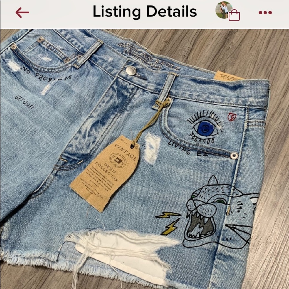 “Vintage” highwaist shorts.